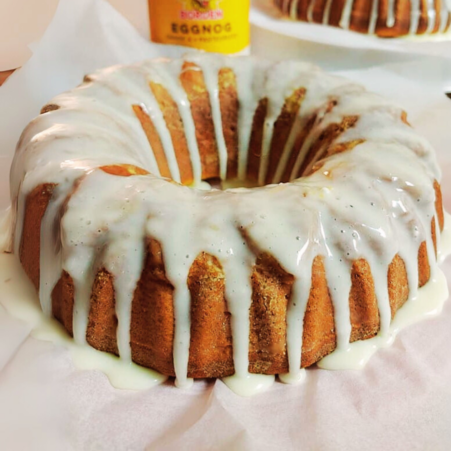 Decadent Eggnog Bundt Cake with Vanilla Glaze – Holiday Favorite