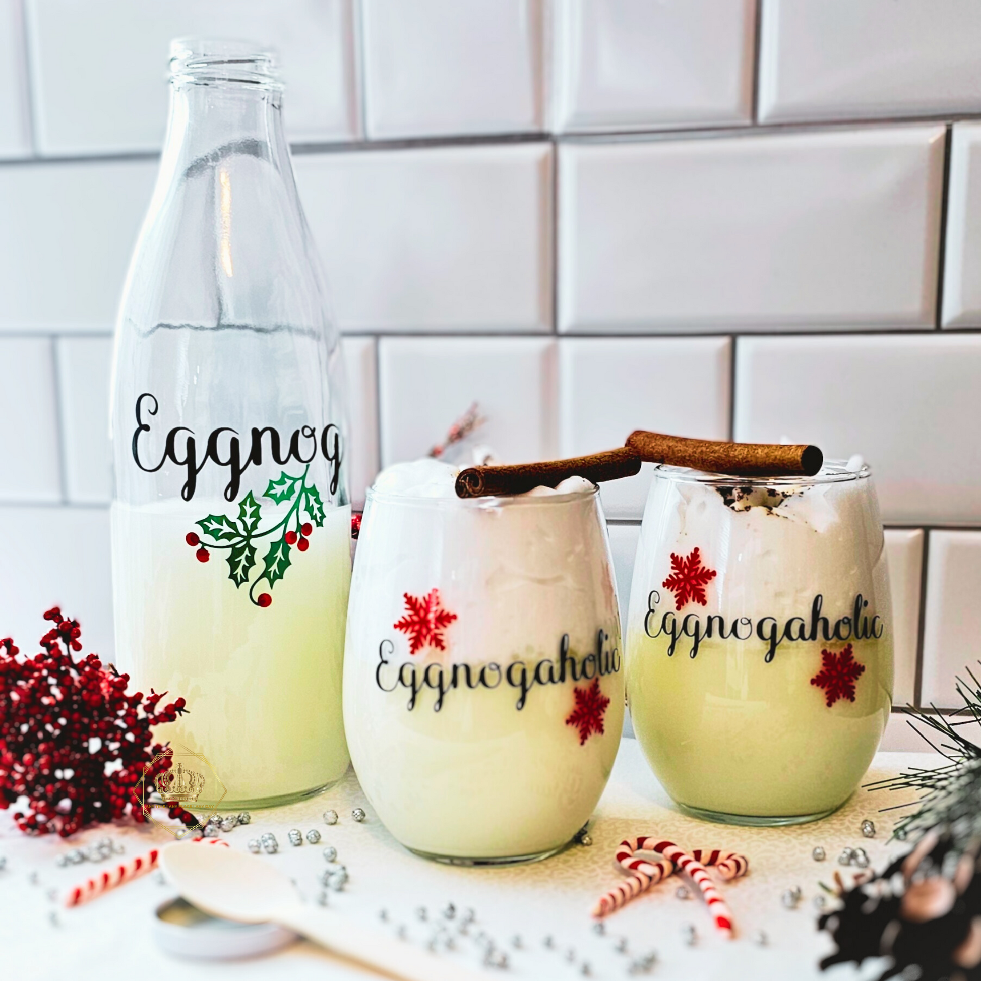 Eggnog Drinking Glasses with Eggnog Jug – Exclusive Gift & Event